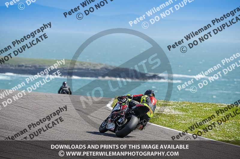 anglesey no limits trackday;anglesey photographs;anglesey trackday photographs;enduro digital images;event digital images;eventdigitalimages;no limits trackdays;peter wileman photography;racing digital images;trac mon;trackday digital images;trackday photos;ty croes